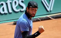 Berrettini risorge a Parigi cancellando due match point: &egrave; agli Ottavi dopo una maratona di cinque ore