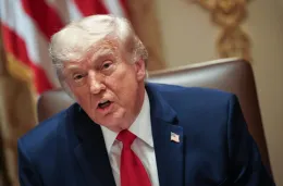 Uranio, Hormuz e la mossa di Trump: l'intesa con l'Iran &egrave; sul filo del rasoio