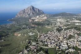 Custonaci premiata da Legambiente e Touring Club Italiano