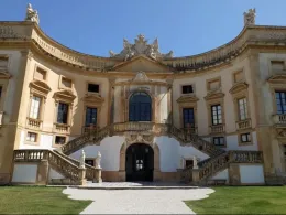 Villa Valguarnera, un gioiello del '700 tra set cinematografici e il matrimonio vip di Dua Lipa 
