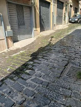 Canicatt&igrave;, perdite idriche: l'acqua della condotta entra in casa dai servizi igienici