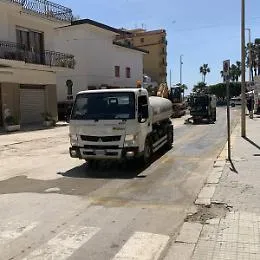 Pozzallo, riapre in via dell'Arno una parte della carreggiata