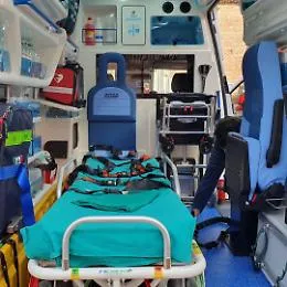 Tragedia a Modica, muore la 37enne che era caduta dalla tromba delle scale