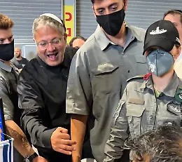 Flotilla, Ben Gvir indagato a Roma per il video che sbeffeggia gli attivisti. "Italia paese delle ciabatte"