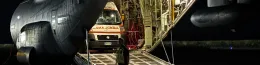 Bimbo di 7 anni in pericolo di vita: l'ambulanza sale sull'aereo militare e decolla da Sigonella per portarlo a Roma