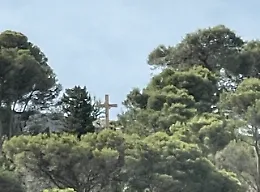 Modica, la richiesta: "La croce di Monserrato &egrave; spenta da mesi, quel simbolo va riacceso"
