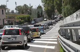 Ostaggi delle quattro ruote: perch&eacute; la Sicilia rischia di mancare i target 2030 