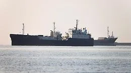 L'Iran chiude lo Stretto di Hormuz: stop al traffico marittimo &laquo;fino a nuovo ordine&raquo;