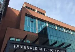 Violenze nel centro per disabili a Cassano Magnago: operatore usa nastro adesivo e schiaffi, sospeso per maltrattamenti