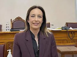 L&rsquo;Aula consiliare &ldquo;promuove&rdquo; Raffaella Campo