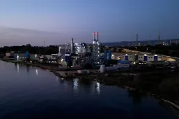 Nuova discarica di scorie e ceneri a ridosso del Polo. C&rsquo;&egrave; il &ldquo;Via&rdquo; libera: Sasol e ambientalisti contrari