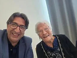 A Naso Rosaria Pizzino compie 105 anni. La sua ricetta della longevit&agrave;: semplicit&agrave;, affetti e un pizzico di gossip