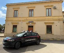 Stretta dei Carabinieri sulla sicurezza stradale: pioggia di multe e patenti ritirate a Camastra