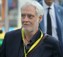 Sciacca si prepara ad ascoltare la "voce del calcio": Francesco Repice si racconta nell'atrio superiore del Municipio