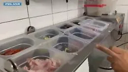 Ristorante e pizzeria multati per 35mila euro a Catania, cibi scaduti, quattro lavoratori in nero e sequestro del dehors