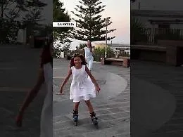 A Malfa i bimbi pattinano con una leggenda: Carolina Kostner