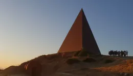 Torna la magia del Solstizio d'estate, dalla Piramide di Fiumara d'arte al Teatro Andromeda