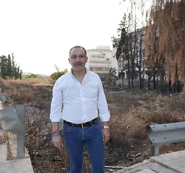 Vittoria, sopralluogo di La Rosa in viale Europa: "L'area non &egrave; stata ancora messa in sicurezza dopo l'incendio dei giorni scorsi" 