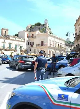 Veicoli a due ruote e monopattini elettrici, giro di vite a Modica