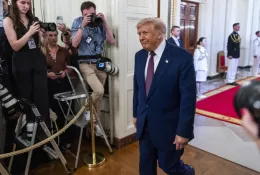L'ultima di Trump all'Iran: &laquo;Se chiudete lo Stretto di Hormuz non avrete pi&ugrave; un Paese&raquo;