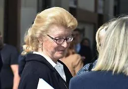 Madre contro figlio in tribunale: Margherita Agnelli presenta il conto da 1,3 milioni a John Elkann 