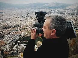 Addio a Giuseppe Saglimbene, pioniere dell'innovazione televisiva e voce della comunicazione siracusana
