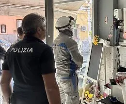 Aveva trovato il modo di "risparmiare" sulla bolletta della luce: panettiere arrestato a Picanello