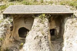 Riapre la necropoli dell'Anguilla dopo 12 anni di abbandono: rinasce il gioiello dell'Et&agrave; del Bronzo