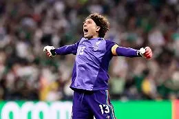 Messico perfetto: 3-0 alla Repubblica Ceca e Ochoa da record nel sesto mondiale