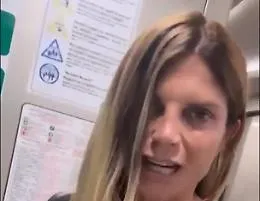 Il treno per Parigi si blocca, Laura Ravetto furiosa col suo ex leader Salvini: "Sequestro di persona"
