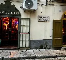 Incendio al locale Farmacia Alcolica di via Alloro, misure cautelari per quattro, due in carcere