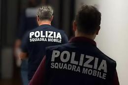 Triplice omicidio a Roma, trovata in casa la mannaia usata per compiere i delitti: c'&egrave; gi&agrave; un sospettato