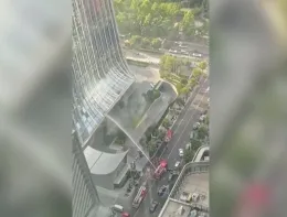 Morto il pilota che si era schiantato contro la Citic Tower durante un volo di addestramento
