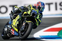 Ai Ogura trionfa ad Assen: podio targato Aprilia con Jorge Martin terzo