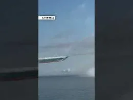 Le Frecce Tricolori incantano il cielo di Lido di Noto
