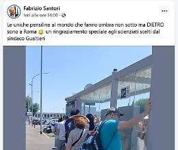 Pensiline a inseguimento solare: il web asfalta il consigliere comunale leghista di Roma 
