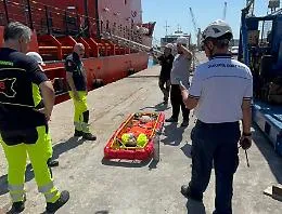 Porto di Pozzallo, incendio a bordo di una nave... ma &egrave; solo un'esercitazione