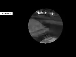 Raffica di kalashnikov nella notte folle di Librino: la sequenza video degli spari a Catania 