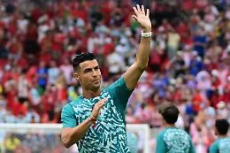 Venezuela, Cristiano Ronaldo invita un bimbo ferito dal sisma a una sua partita