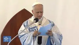 Il Papa a Lampedusa, le stragi nel Mediterraneo e l'omelia di Leone: &laquo;Vittime sia di decisioni prese, sia di decisioni mancate&raquo;