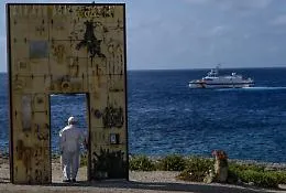 L'atto d'accusa e la cura: il grido di Papa Leone a Lampedusa 