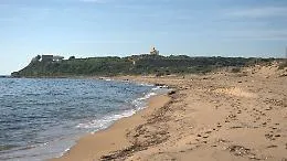 Estate di passione nelle frazioni costiere: Selinunte apre il parco, cantieri sospesi e polemiche sulle spiagge