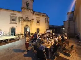 Ragusa e le iniziative in onore della Madonna del Carmine, partecipata la serata "Sapori senza confini"