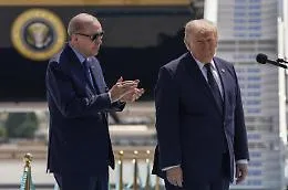 Trump al vertice di Ankara: &laquo;Meloni brava persona, ma mi ha deluso sull'Iran&raquo;