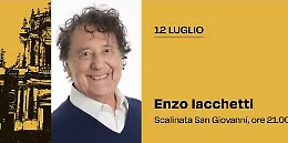 Enzo Iacchetti chiude il weekend di Scenari tra sorrisi, emozioni e memoria