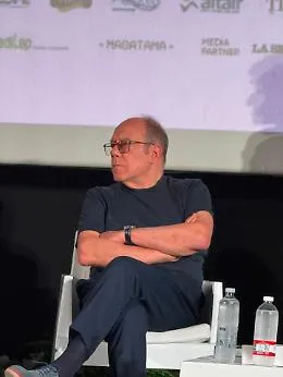 Carlo Verdone ad Acireale: "L'intelligenza artificiale non &egrave; arte, &egrave; un gioco di prestigio"
