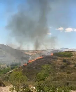 Incendio nelle aree rurali di Giarratana, ci sono volute oltre sei ore per domarlo