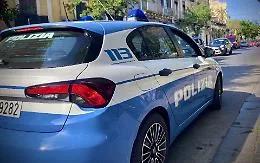 Adocchia uno scooter e tenta di rubarlo mentre il proprietario &egrave; in un locale: arrestato in flagranza un 36enne