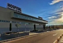 Shock in Spagna per la neonata rapita in ospedale: scatta la caccia all'uomo 