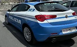 Polizia di Stato arresta il ladro seriale di Catania dopo il "men&ugrave;" rubato al supermercato e fuga del complice